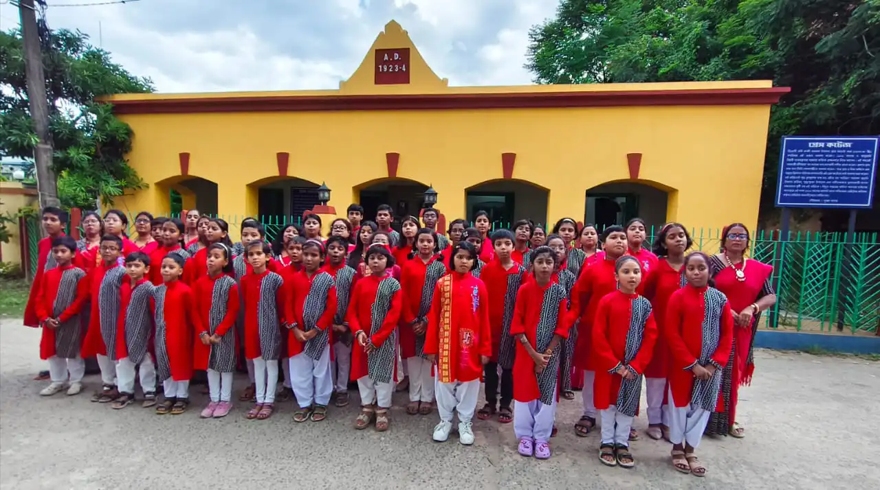 স্মরণে নেতাজী ও নজরুল: কৃষ্ণনগরে দুই অগ্নিপুরুষকে শ্রদ্ধার্ঘ্য